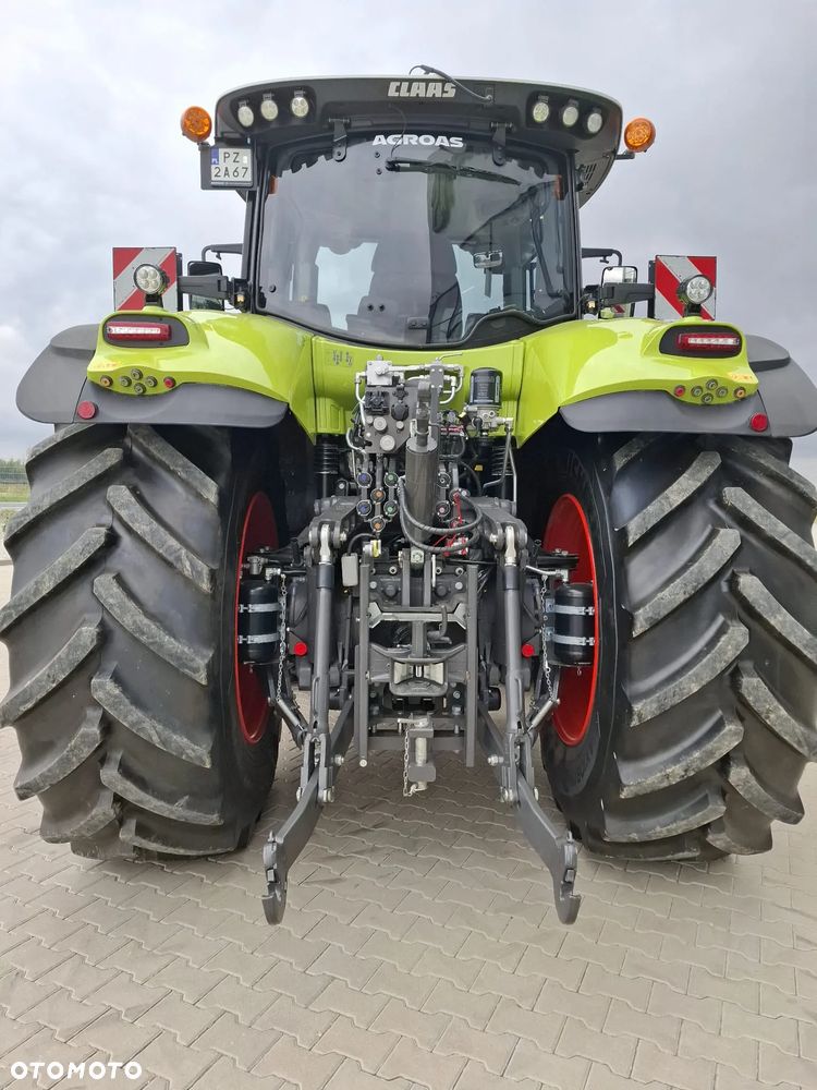 Claas AXION 870 CMATIC FOCUS - 4