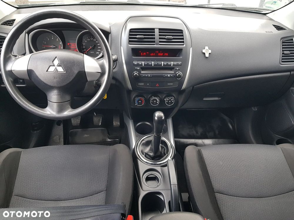 Mitsubishi ASX - 13