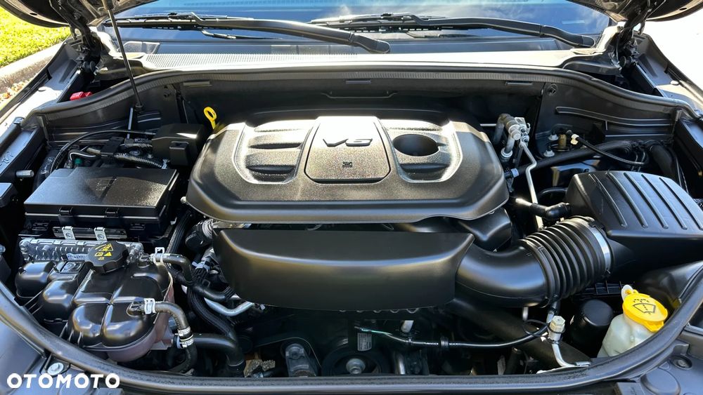 Jeep Grand Cherokee - 28