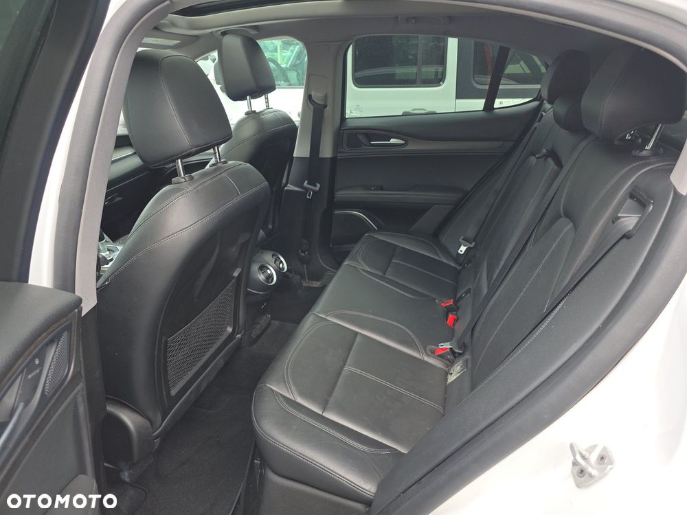 Alfa Romeo Stelvio 2.0 Turbo TI Q4 - 7