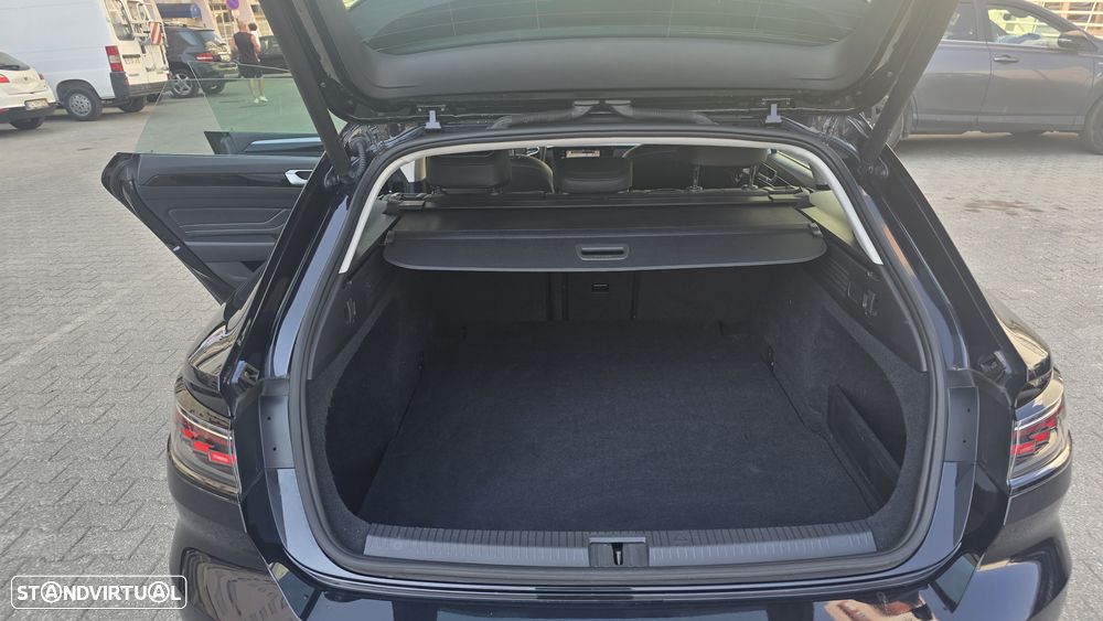 VW Arteon Shooting Brake 2.0 TDI Elegance DSG - 27