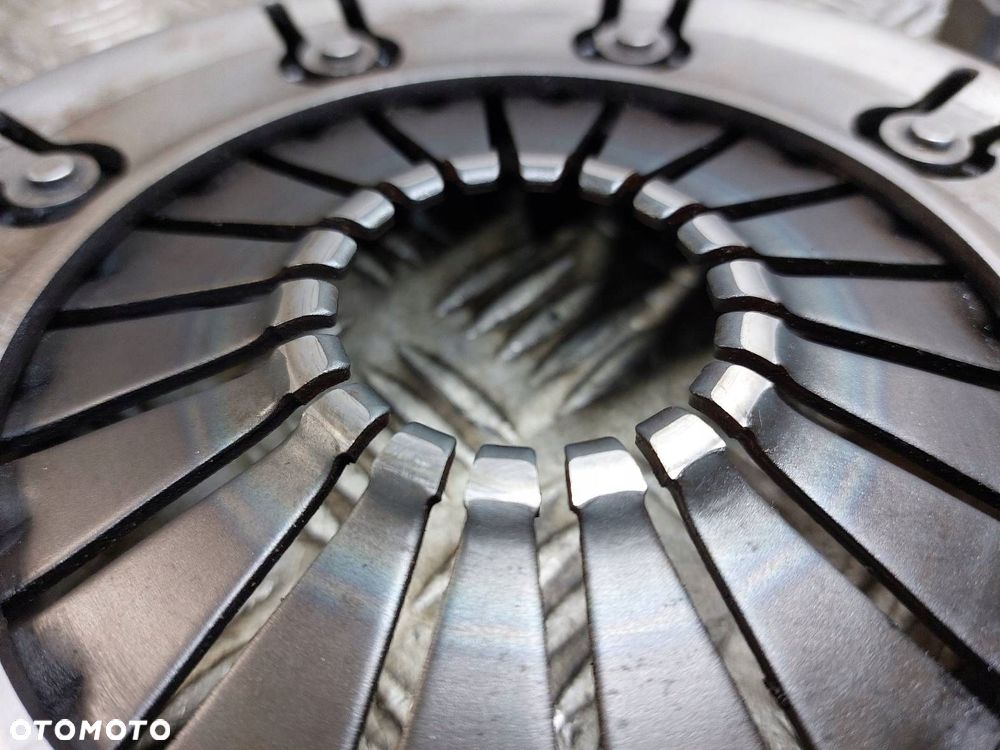 KOŁO DWUMASOWE + TARCZA + DOCISK + ŁOŻYSKO OPOROWE VOLVO 850 I 2.5 TDI - 3