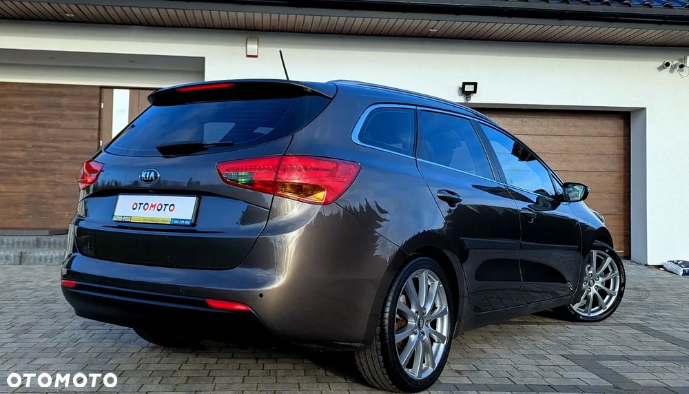 Kia Ceed 1.6 GDI ISG Dream-Team Edition - 5