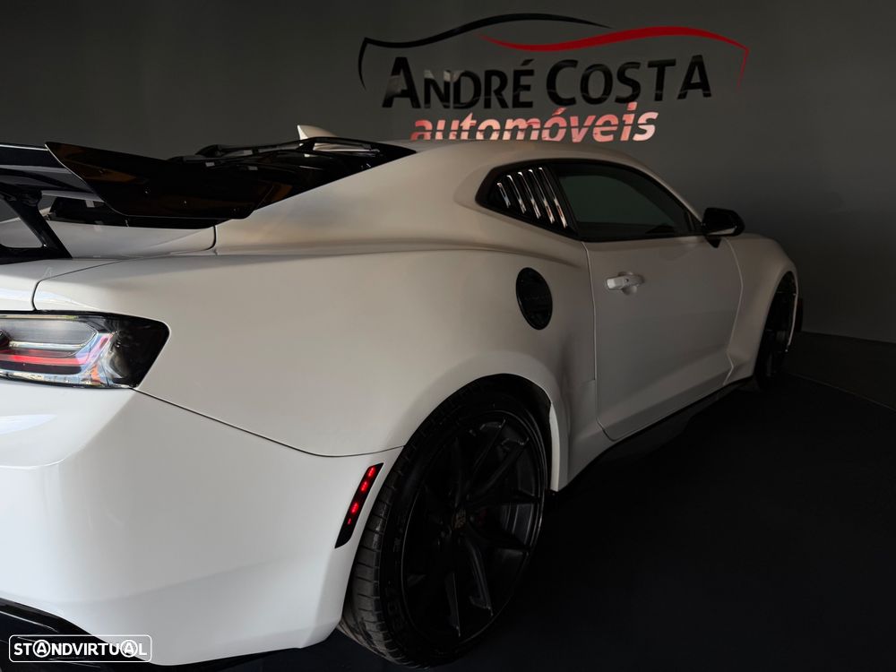 Chevrolet Camaro - 9