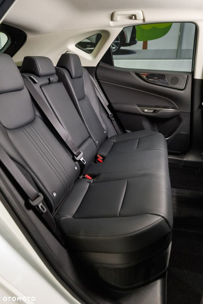 Lexus NX 350h Prestige 2WD - 20