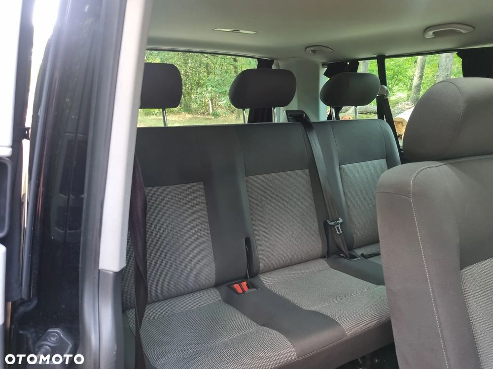 Volkswagen Caravelle - 6