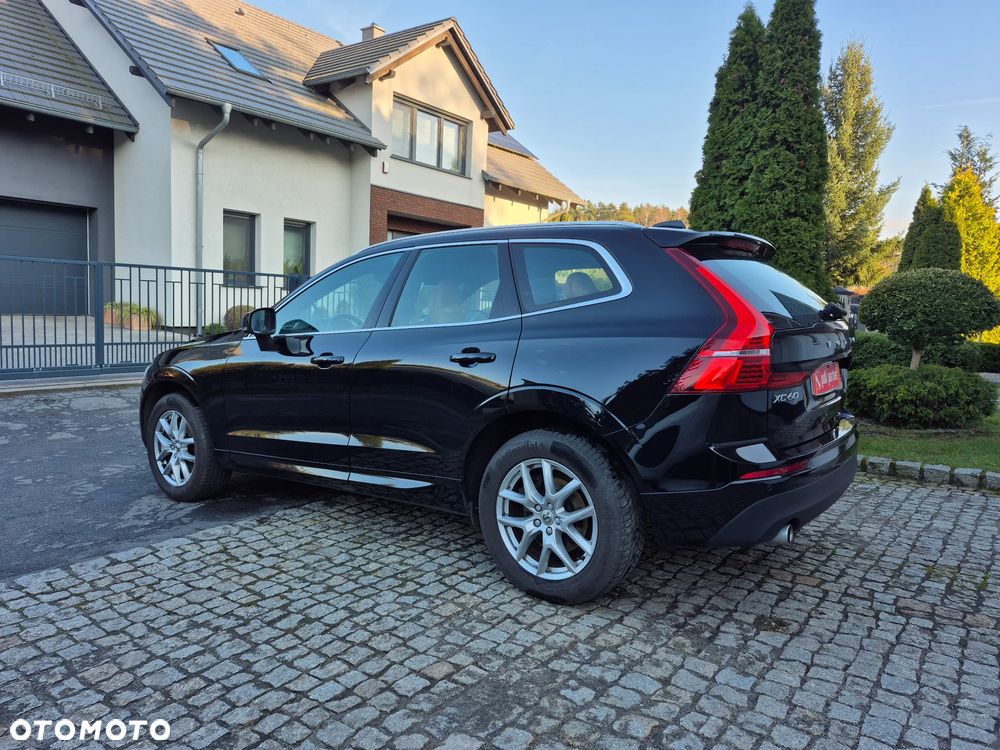 Volvo XC 60 D4 Momentum - 35