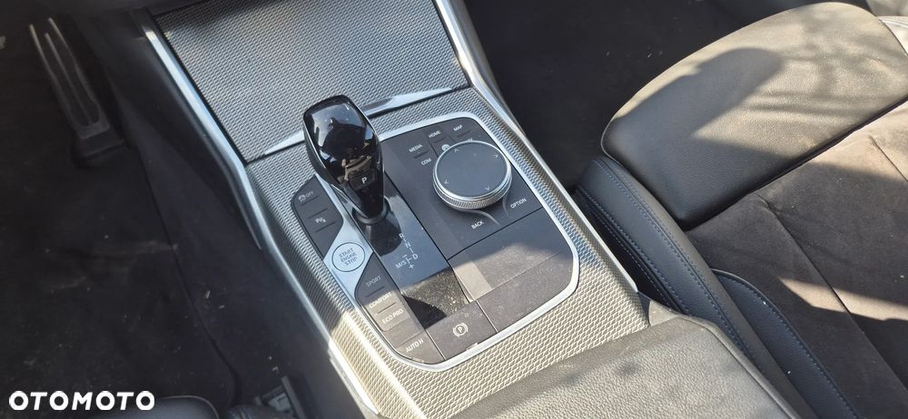 BMW Seria 3 - 26
