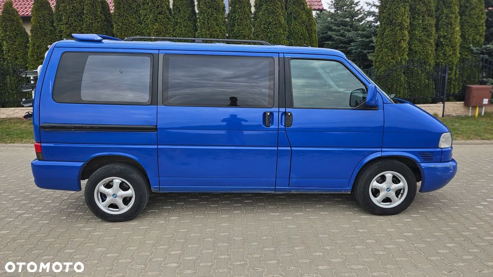 Volkswagen Multivan - 8