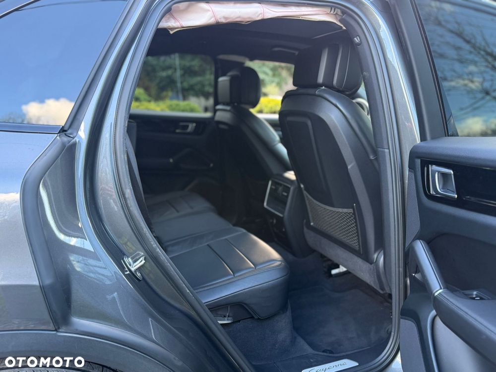 Porsche Cayenne Tiptronic S - 13