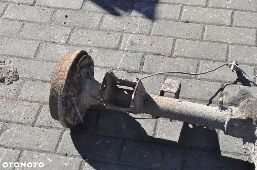 FSO POLONEZ 1.6 ZAWIESZENIE BELKA TYŁ MOST - 2