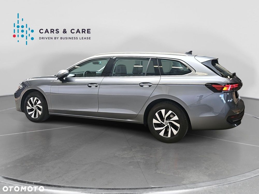 Volkswagen Passat - 21