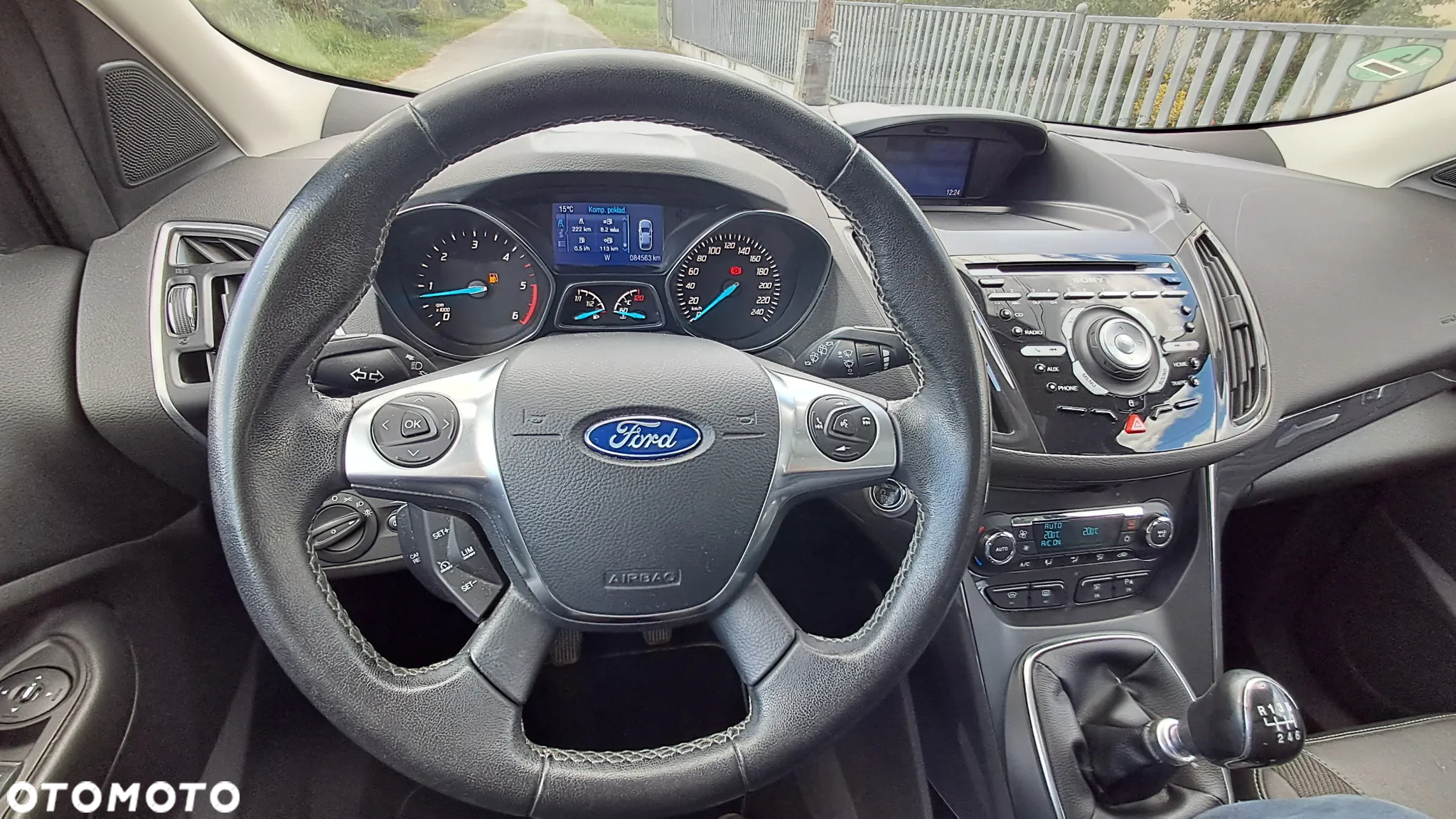Ford Kuga 2.0 TDCi Individual - 9