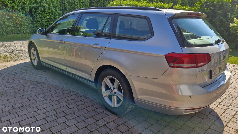 Volkswagen Passat 2.0 TDI BMT Trendline - 5