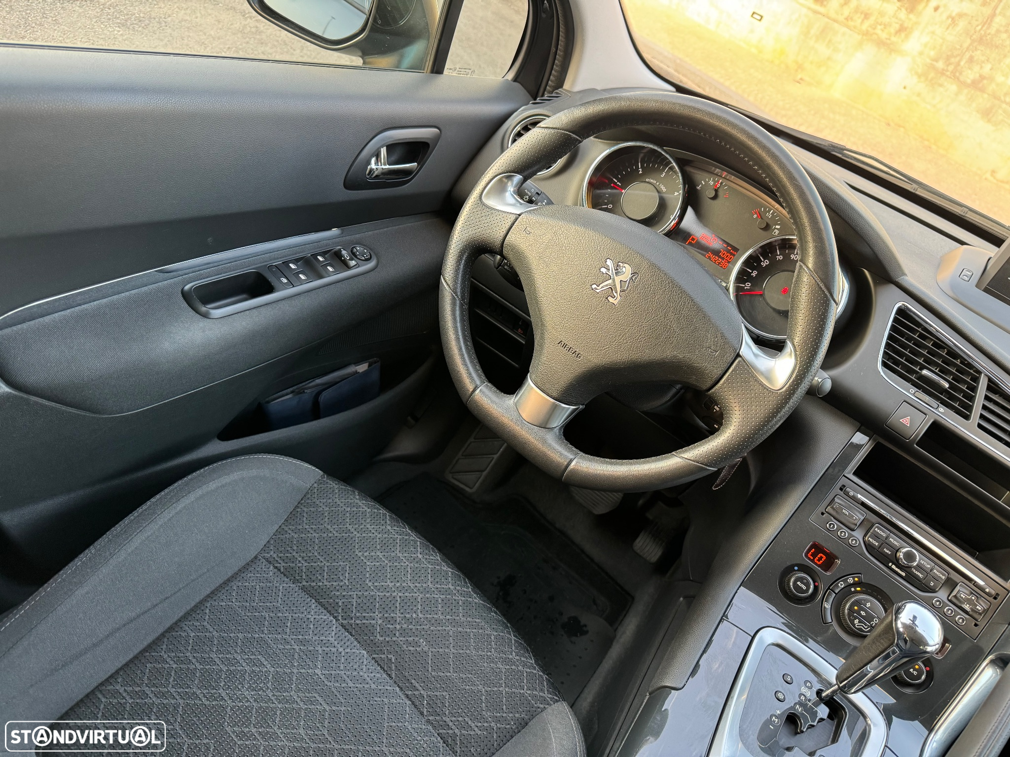 Peugeot 3008 - 17