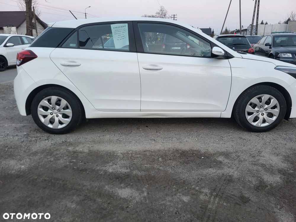 Hyundai i20 1.2 BlueDrive Classic + - 3