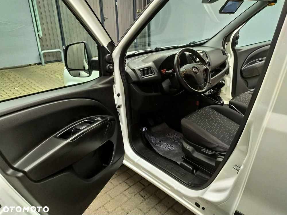 Opel Combo - 15