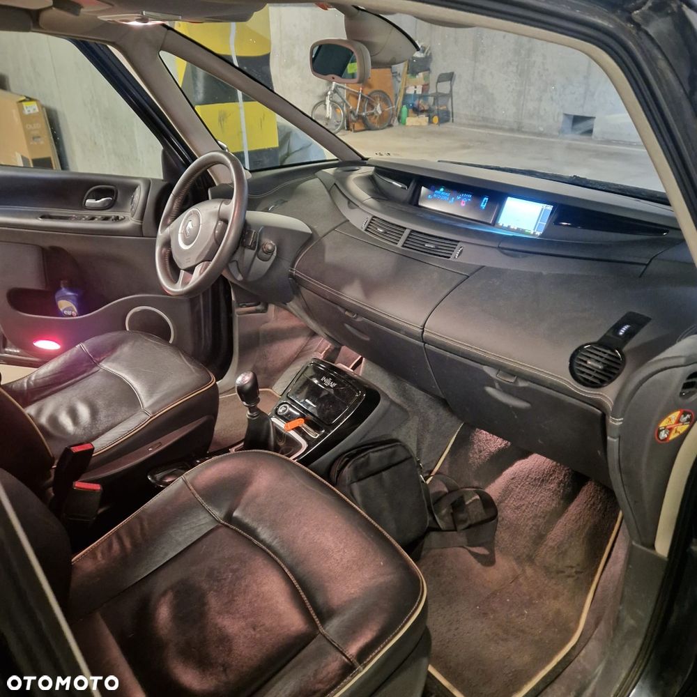 Renault Espace - 8