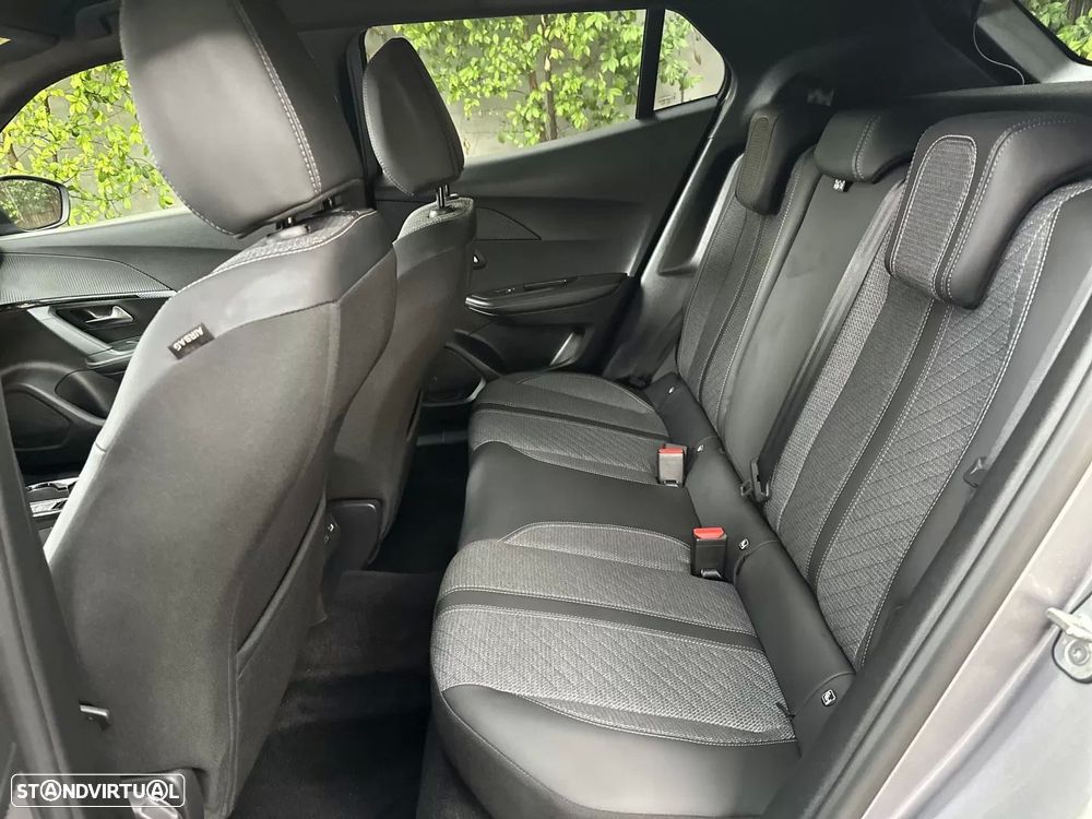 Peugeot 2008 Hybrid 136 e-DSC Allure - 14