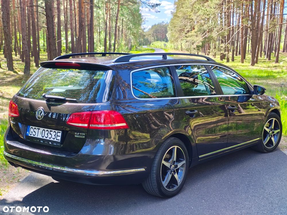 Volkswagen Passat - 14