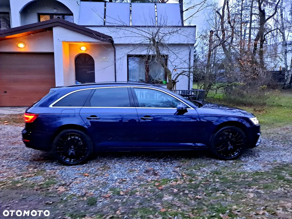Audi A4 Avant 2.0 TDI Sport S tronic - 30