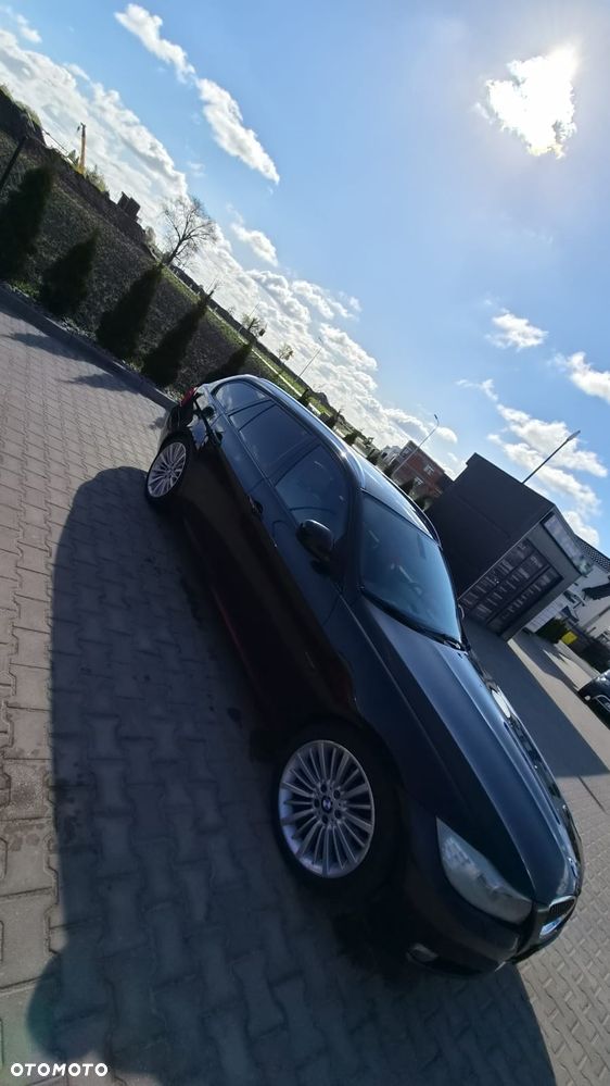 BMW Seria 3 318i - 3