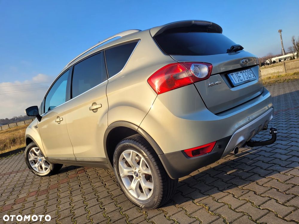 Ford Kuga 2.0 TDCi 2x4 Titanium - 7