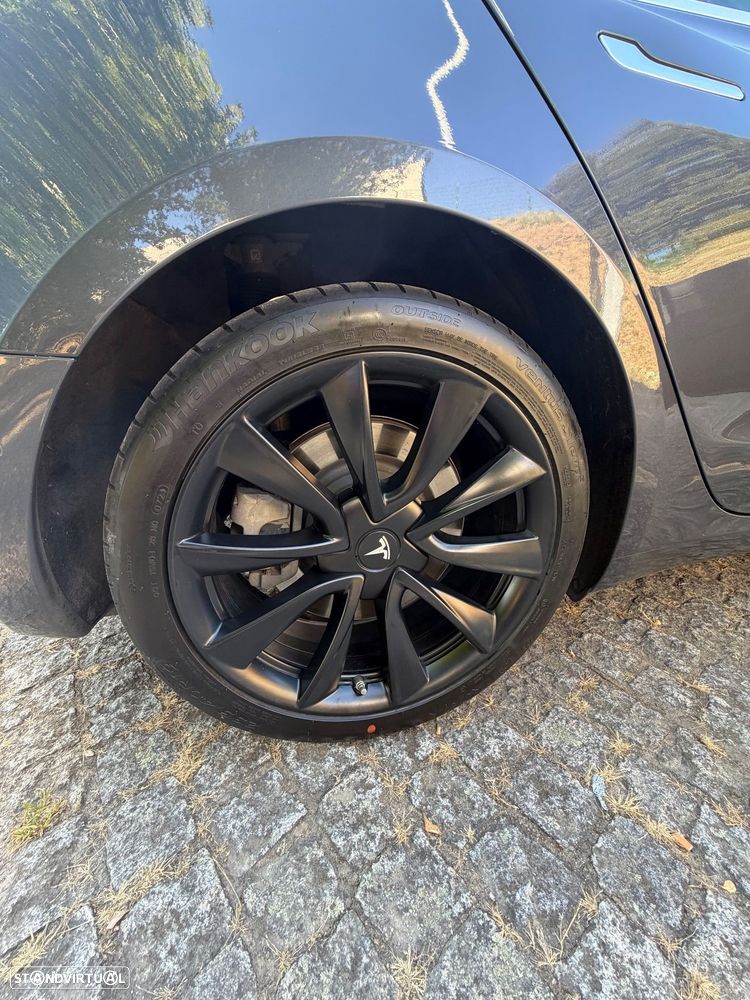 Tesla Model 3 Long Range AWD Dual Motor — fotografia 11