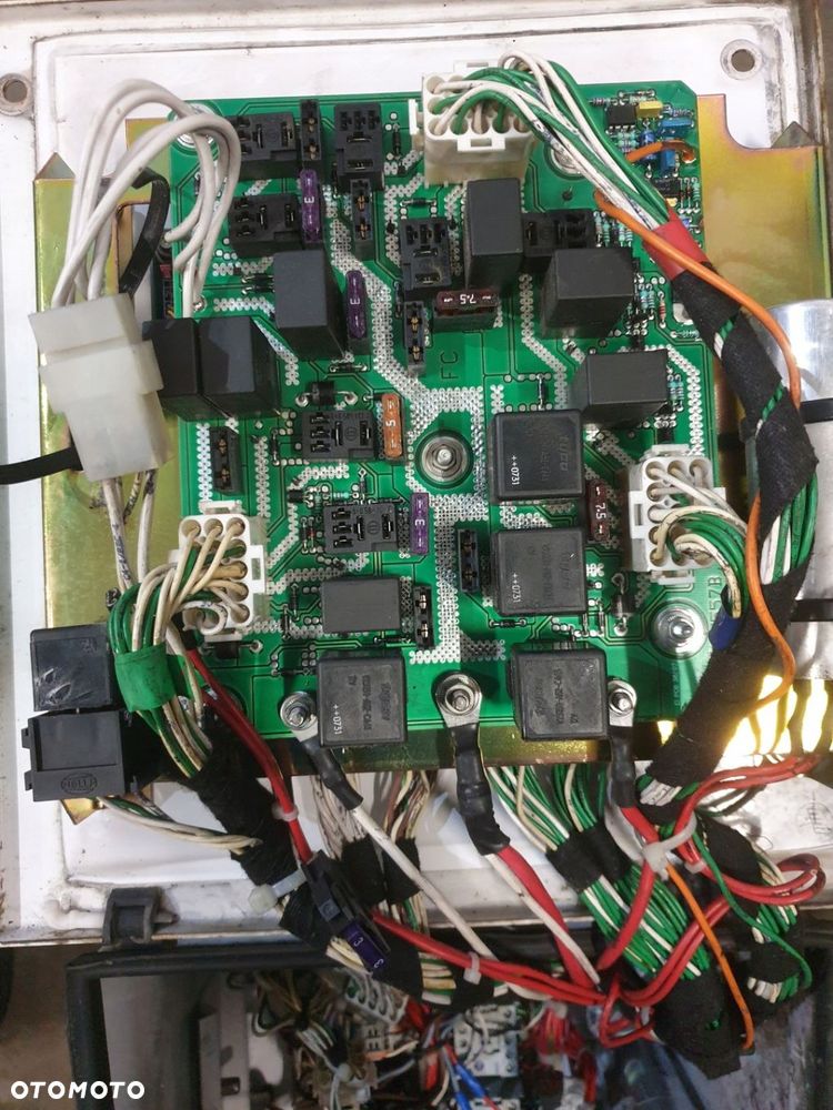 CARRIER SUPRA 850MT SKRZYNKA ELEKTRYCZNA KOMPUTER - 2