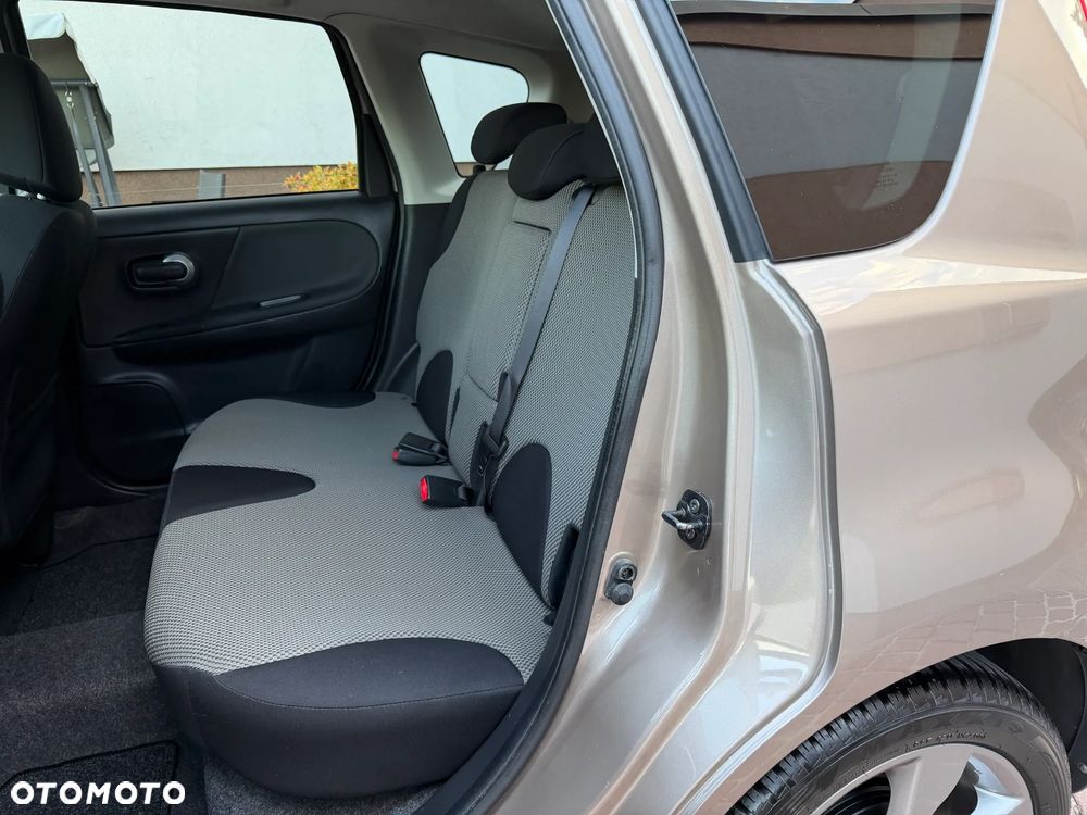 Nissan Note 1.6 Tekna - 19