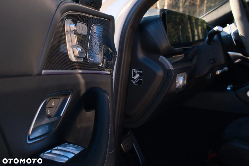 Mercedes-Benz GLE - 29