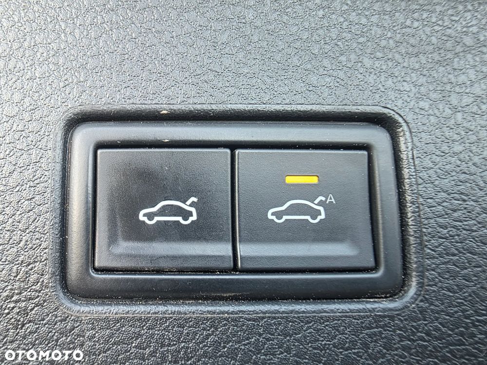 Volkswagen Passat - 20
