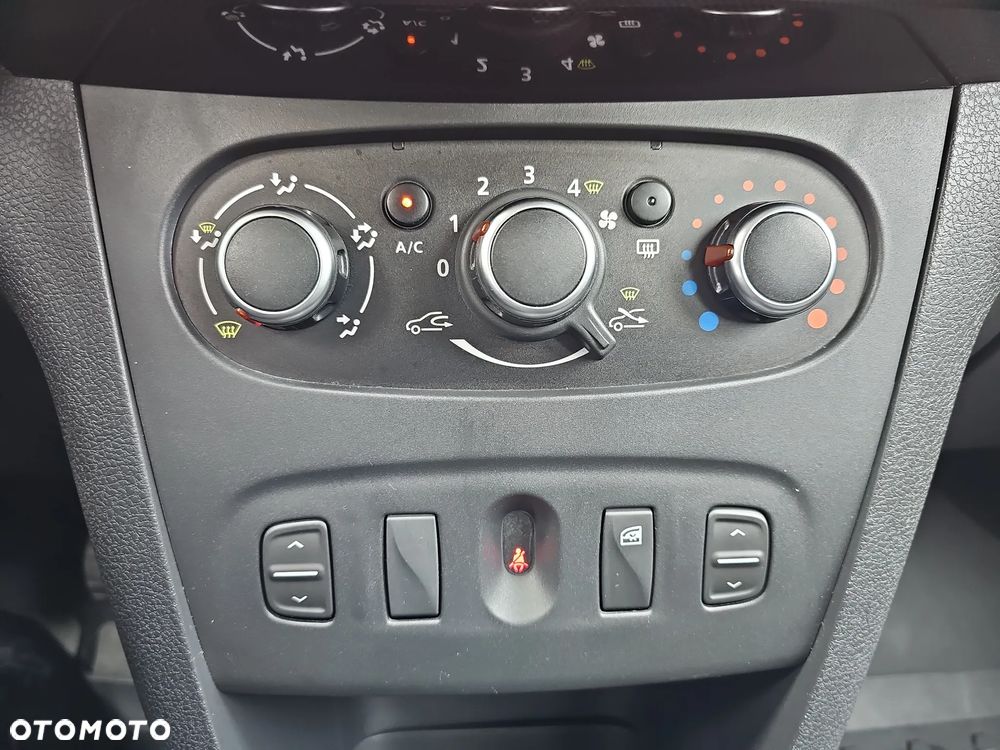 Dacia Logan 1.0 SCe Laureate - 14