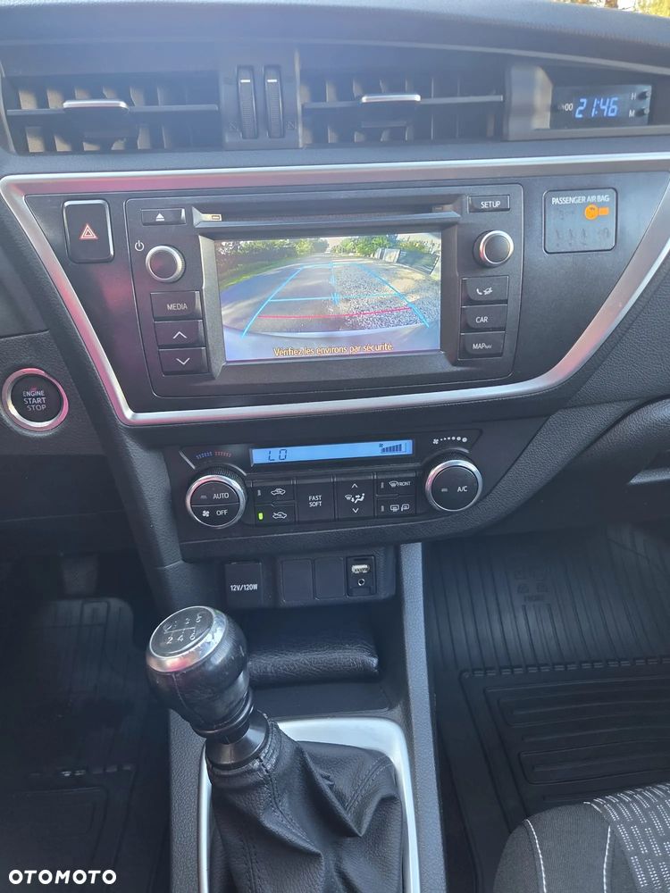 Toyota Auris - 27