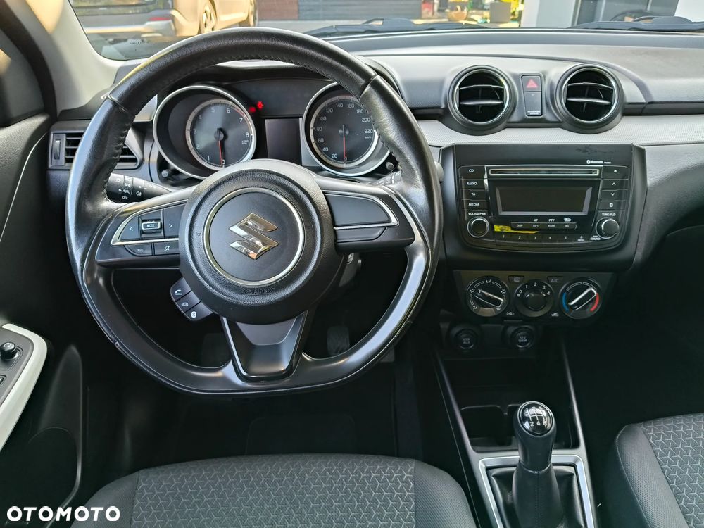 Suzuki Swift 1.2 Premium - 18