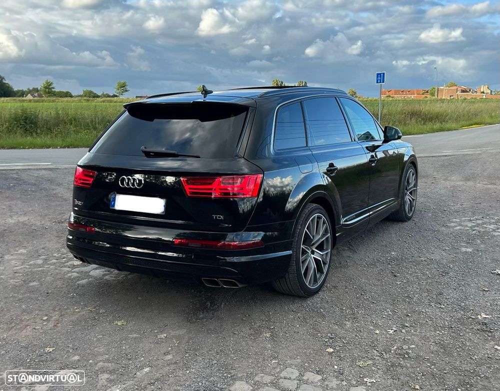 Audi Q7 - 7