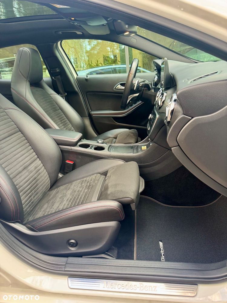 Mercedes-Benz GLA 200 7G-DCT AMG Line - 16