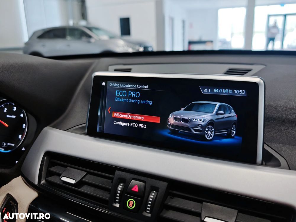 BMW X1 sDrive18i Aut. Advantage - 12