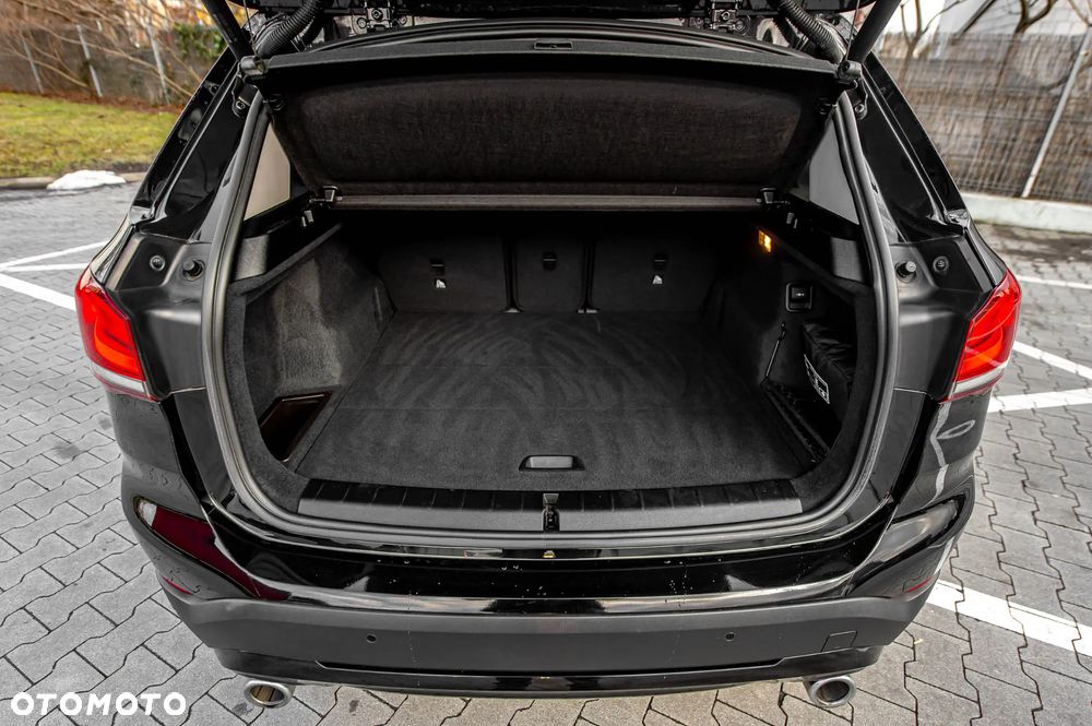 BMW X1 xDrive20d Sport Line sport - 35