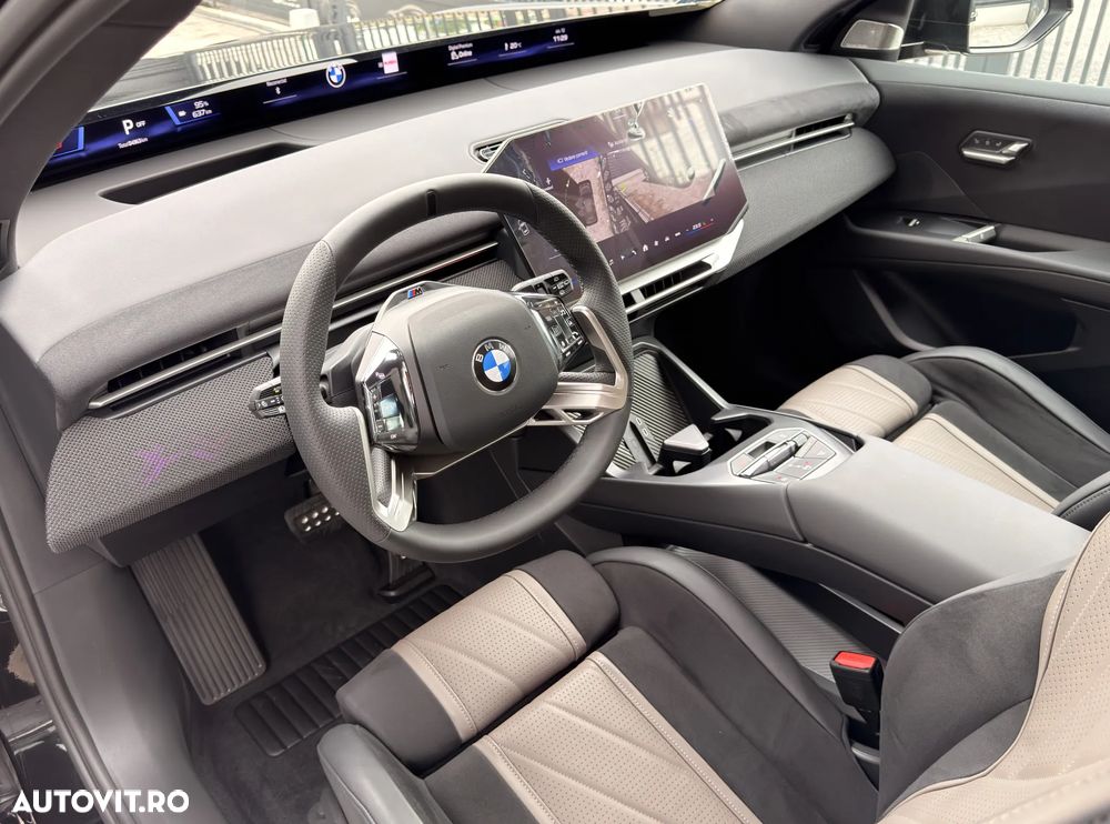 BMW iX3 50 xDrive - 14