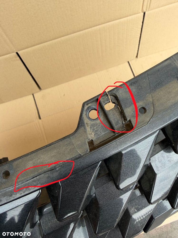 ATRAPA GRIL GRILL LEXUS UX 18- - 6