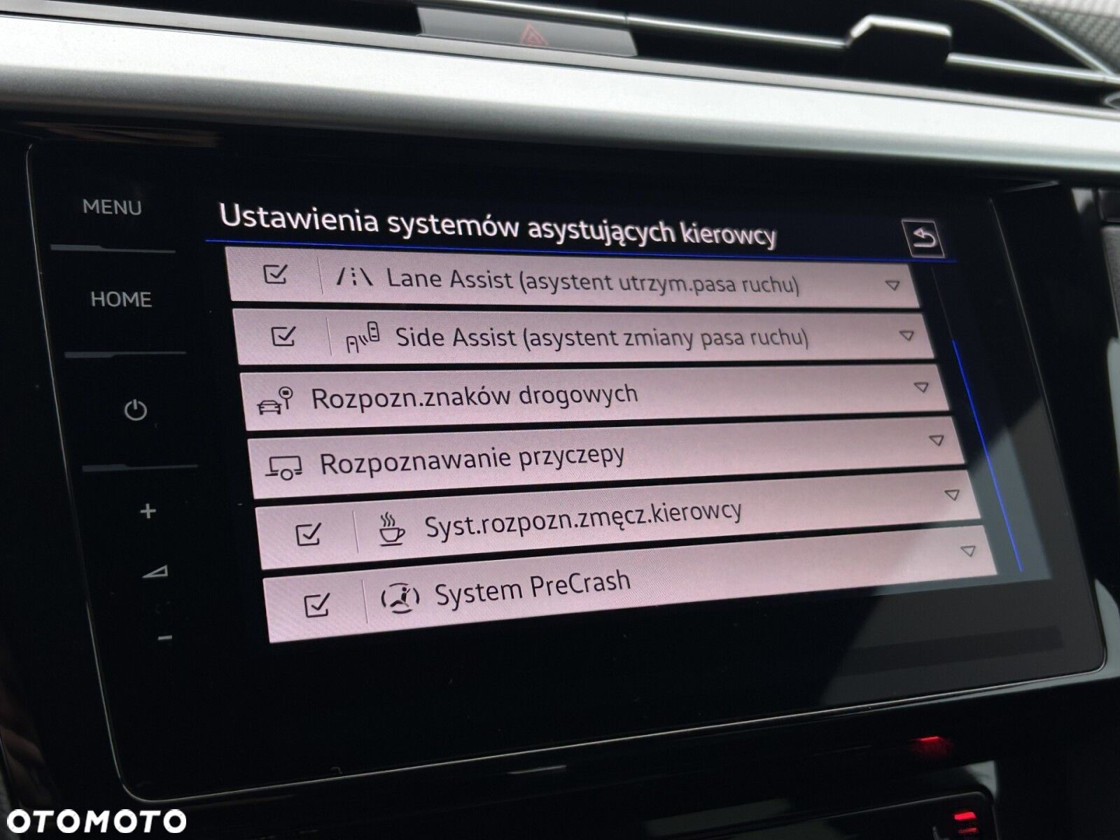 Volkswagen Arteon 2.0 TSI 4Motion R DSG - 28