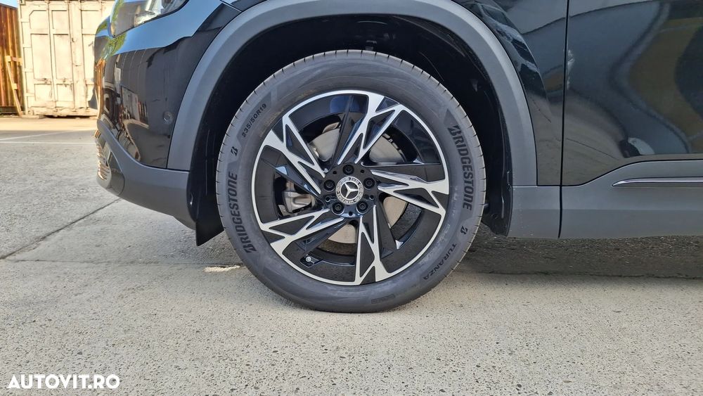 Mercedes-Benz GLB 220 4MATIC - 9