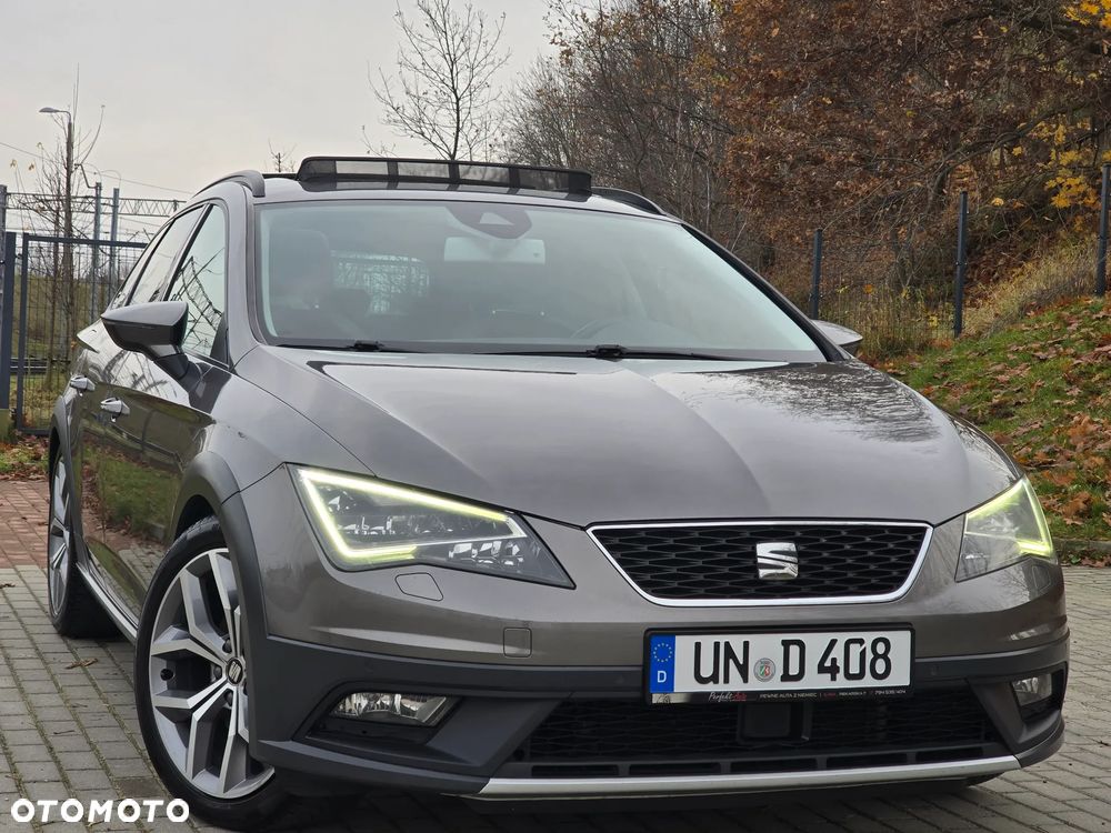 Seat Leon 2.0 TDI Start&Stop 4Drive DSG X-Perience - 34