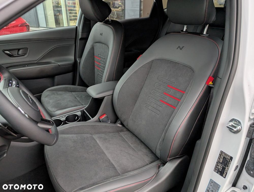 Hyundai Kona 1.6 GDI Hybrid N-Line DCT - 13