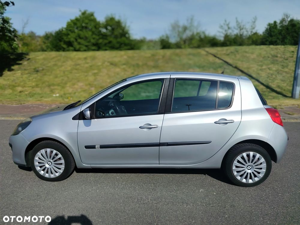 Renault Clio 1.2 16V Exception - 2