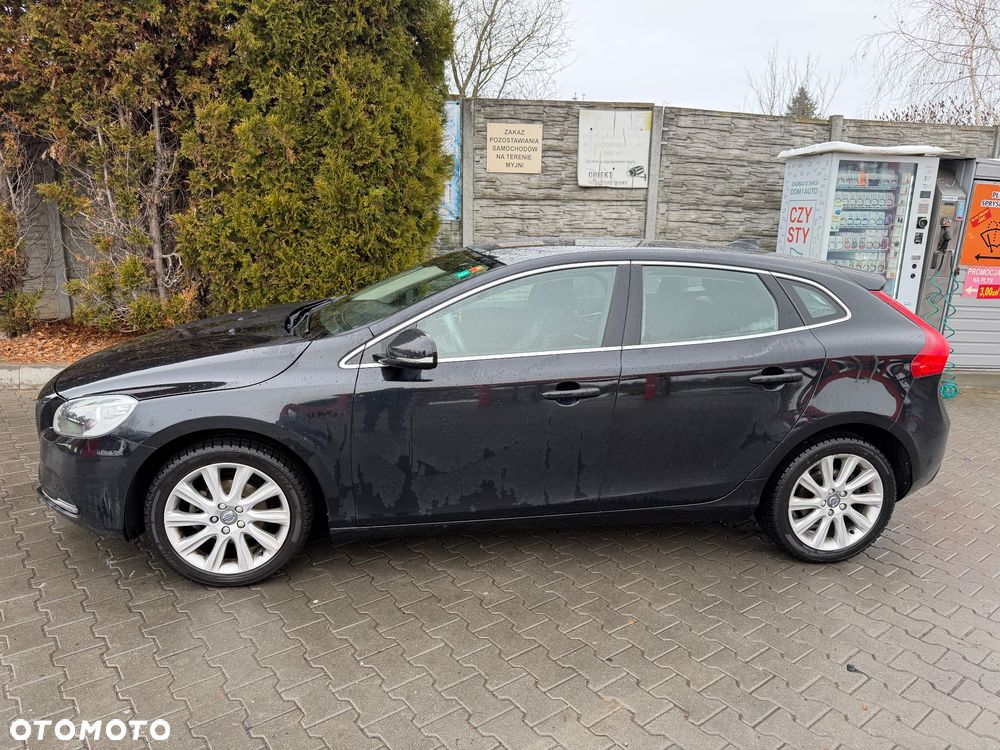 Volvo V40 D2 Base - 2