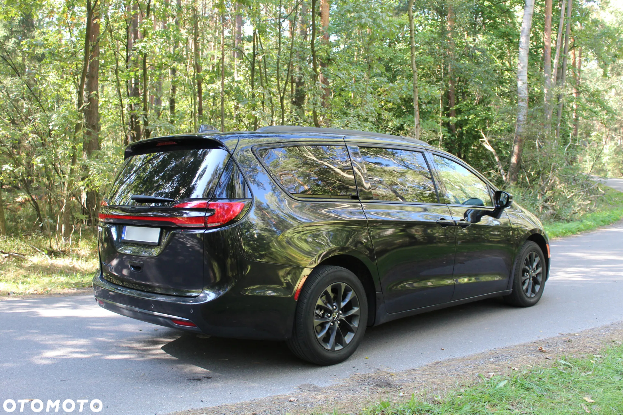 Chrysler Pacifica - 3