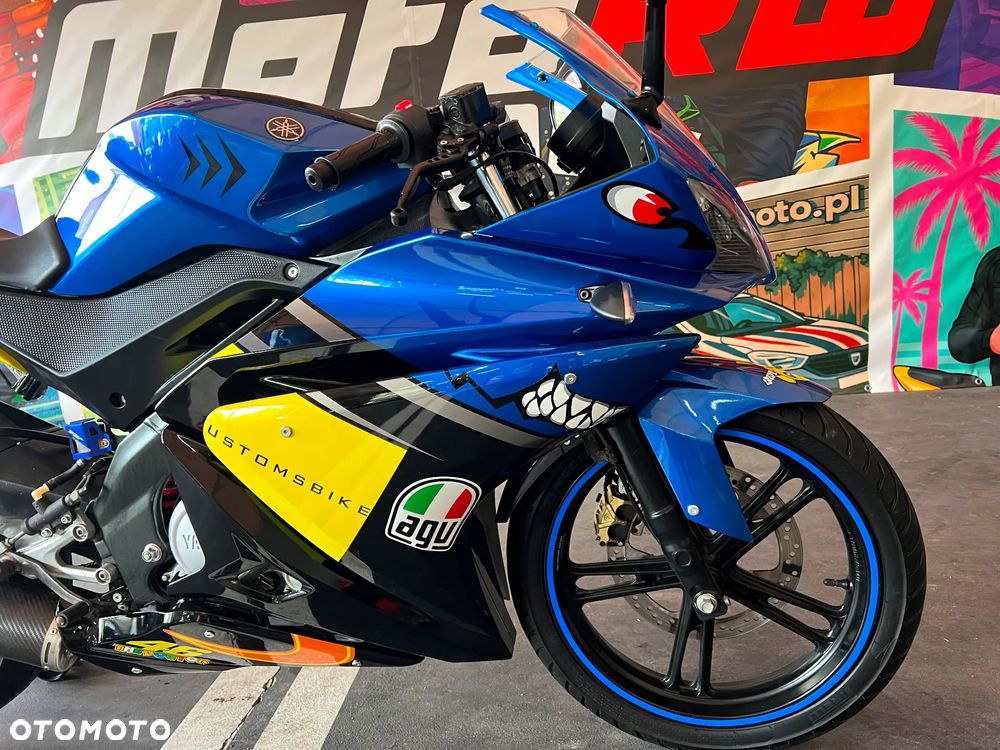 Yamaha YZF - 8