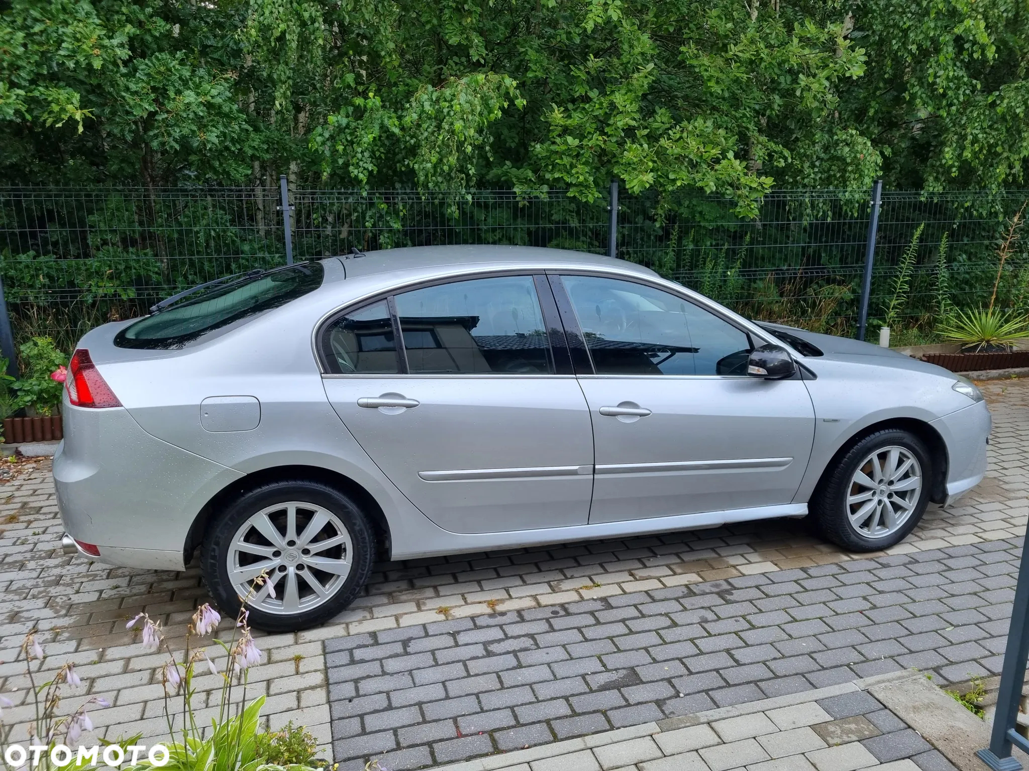 Renault Laguna 2.0 dCi Bose Edition - 4